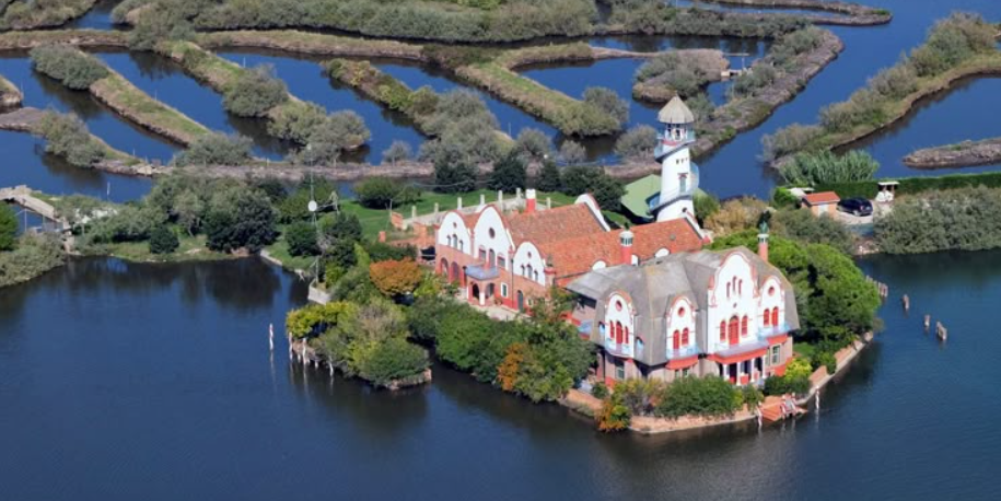 The Casoni of the Venice Lagoon